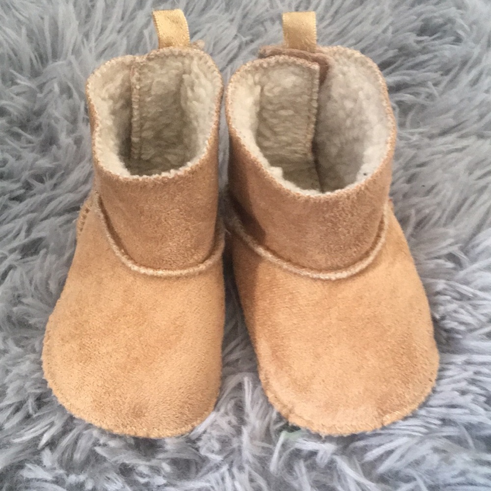 Baby Gap booties, 3-6 months